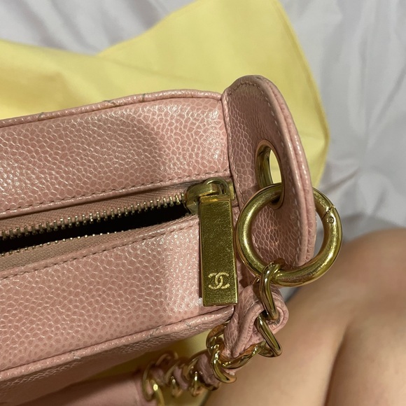 Authentic sakura pink Chanel set - Picture 11 of 16